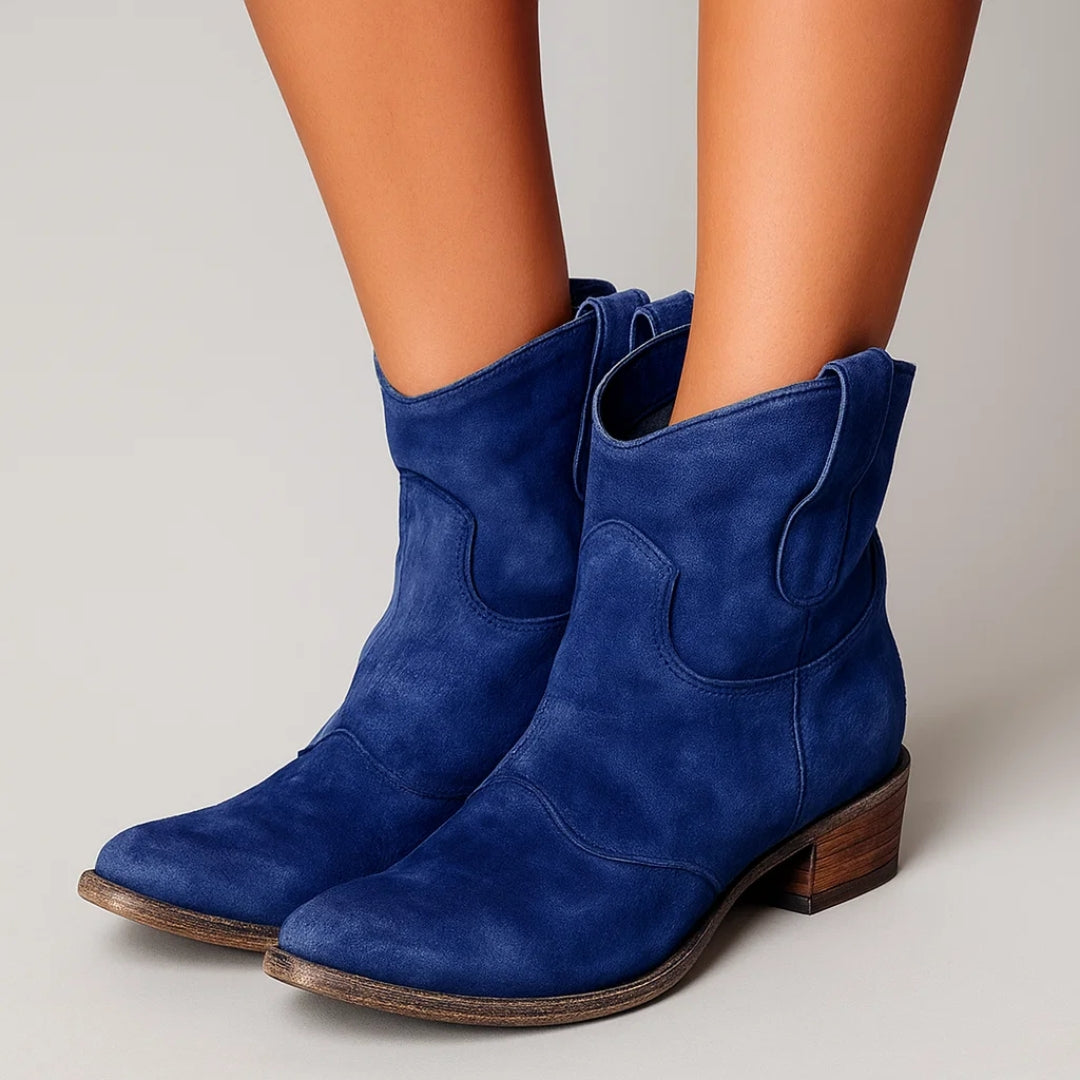 Botines estilo western con acabado efecto ante
