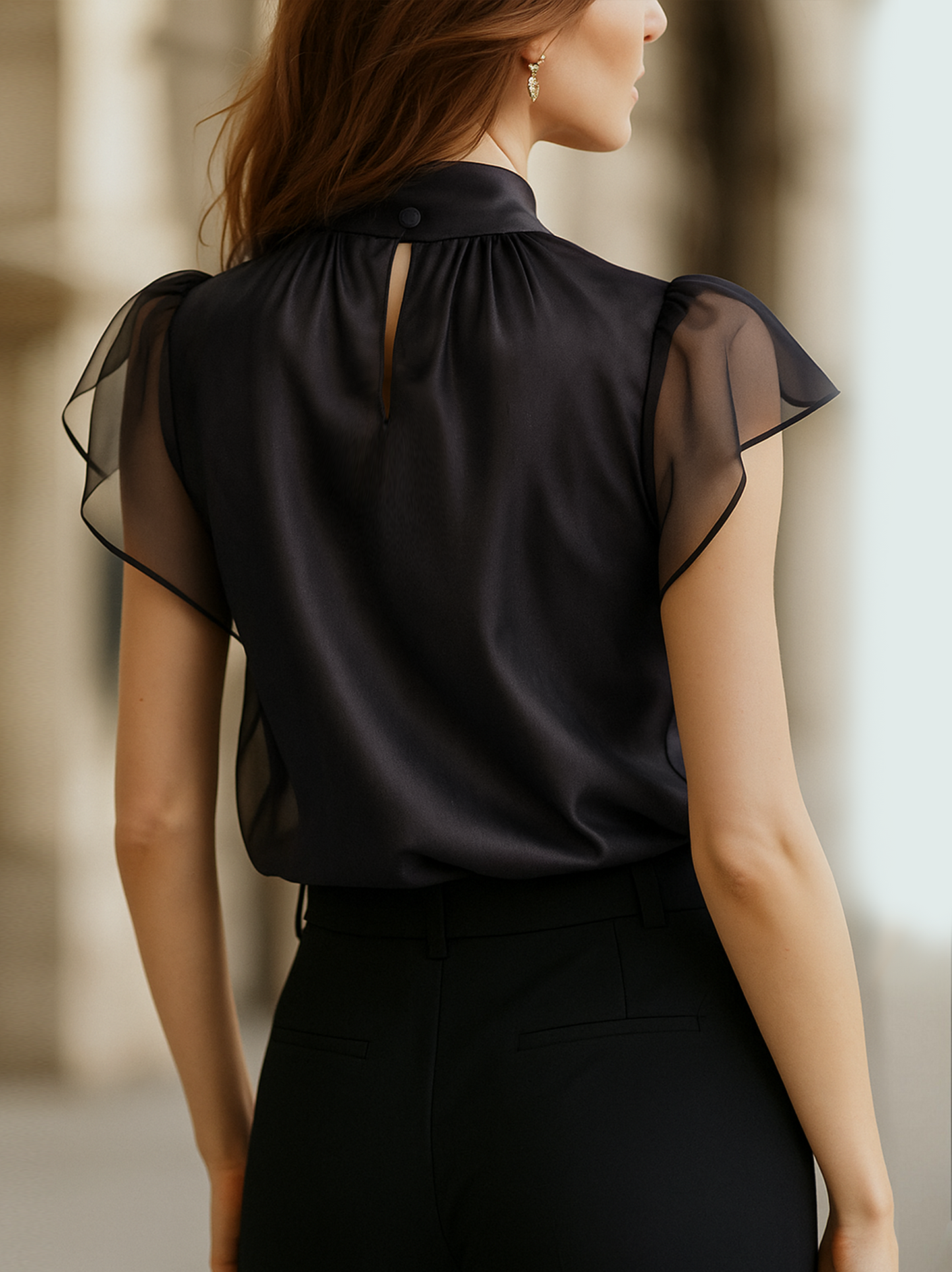 Blusa sin mangas de gasa con detalle plisado