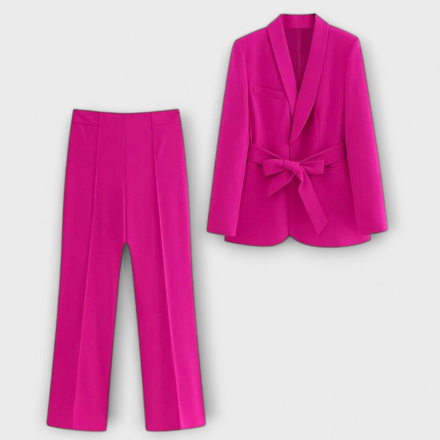 Conjunto sastre Lena con blazer y pantalón elegante