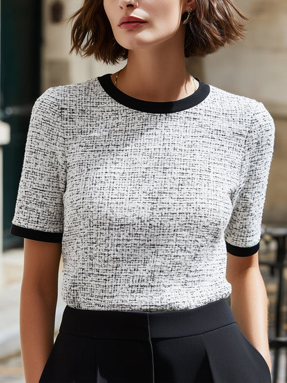 Top bouclé marfil con ribetes en contraste