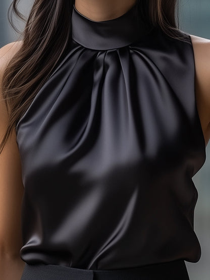 Blusa satinada sin mangas de cuello alto