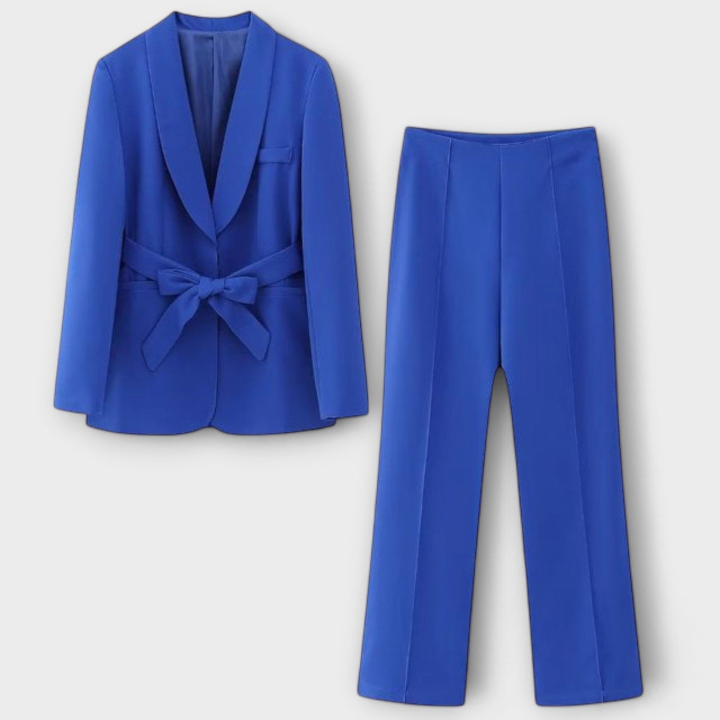 Conjunto sastre Lena con blazer y pantalón elegante