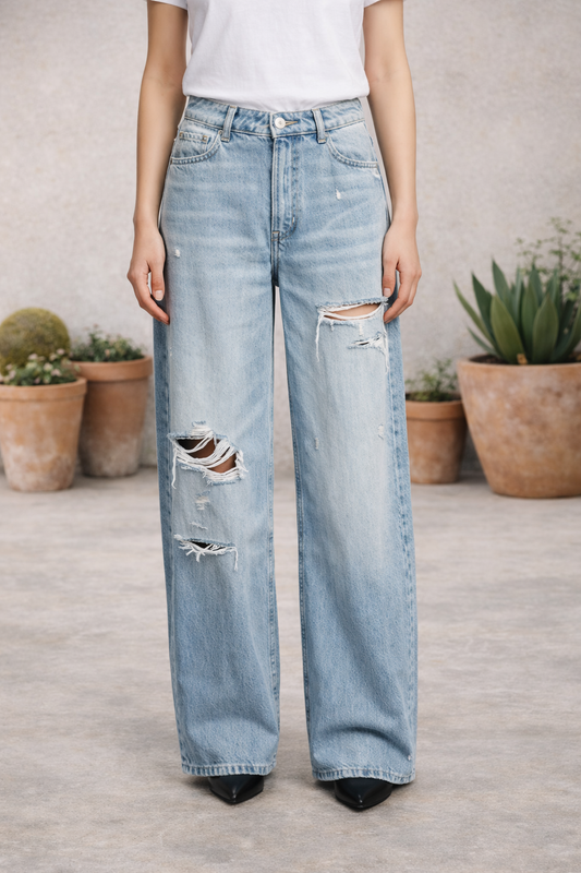 Jeans de tiro alto con corte recto