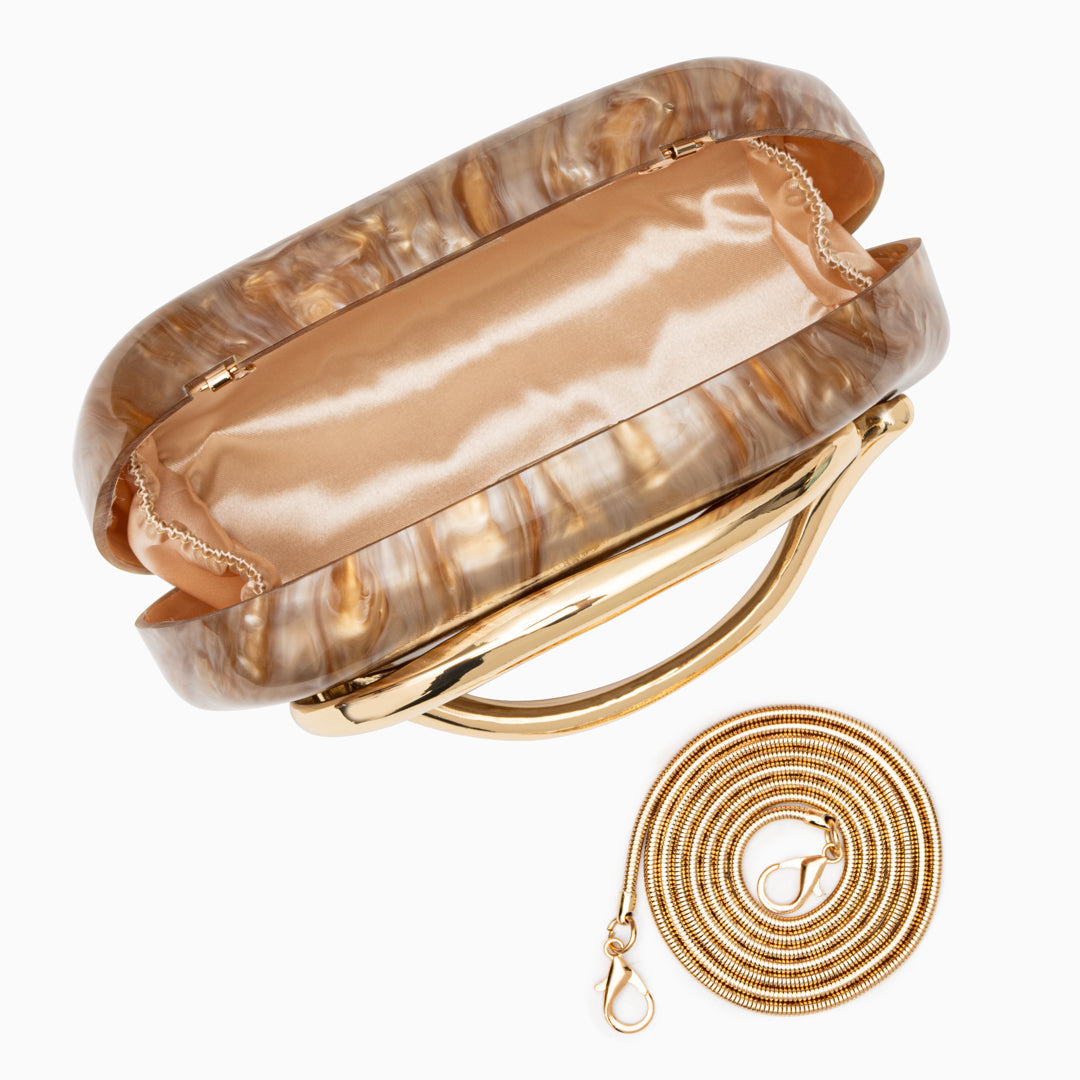 Bolso con acabado nacarado