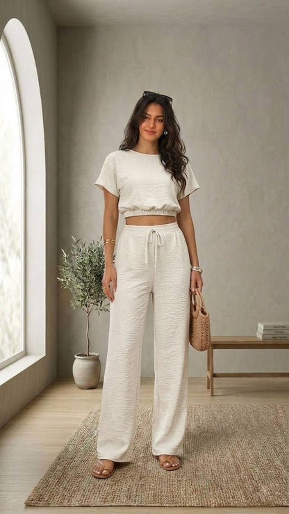 Mono elegante con acabado brillante