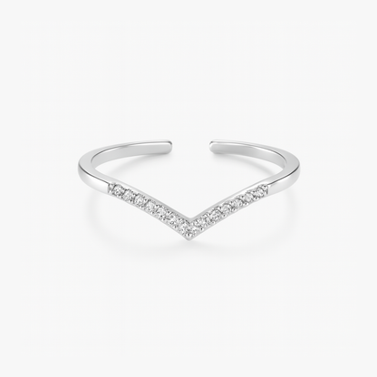 Anillo abierto en forma de V con circonitas