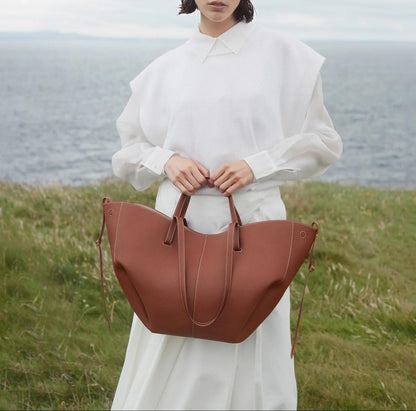 Bolso tote amplio de diseño minimalista