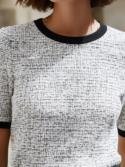 Top bouclé marfil con ribetes en contraste