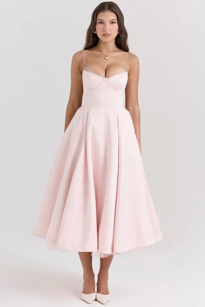 Arielle | Vestido midi sin tirantes con falda amplia