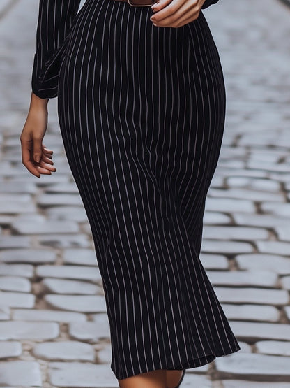 Vestido camisero midi con rayas finas