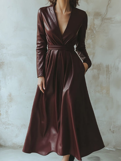 Vestido efecto piel con cintura marcada