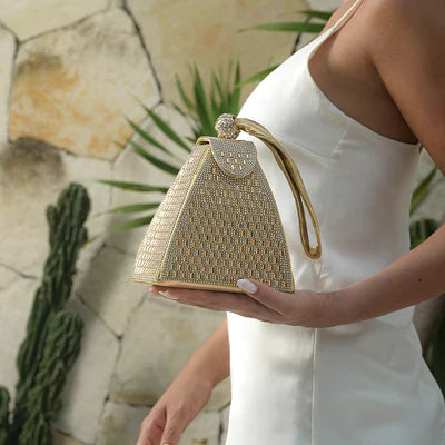 Mini bolso estructurado con pedrería