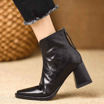 Botines de tacón medio en piel